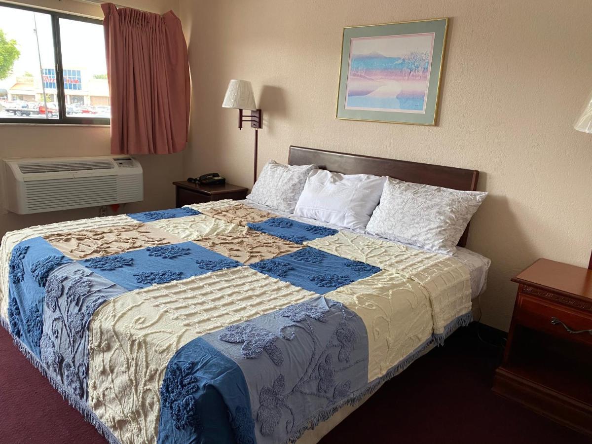 Regency Inn Fern Park Buitenkant foto