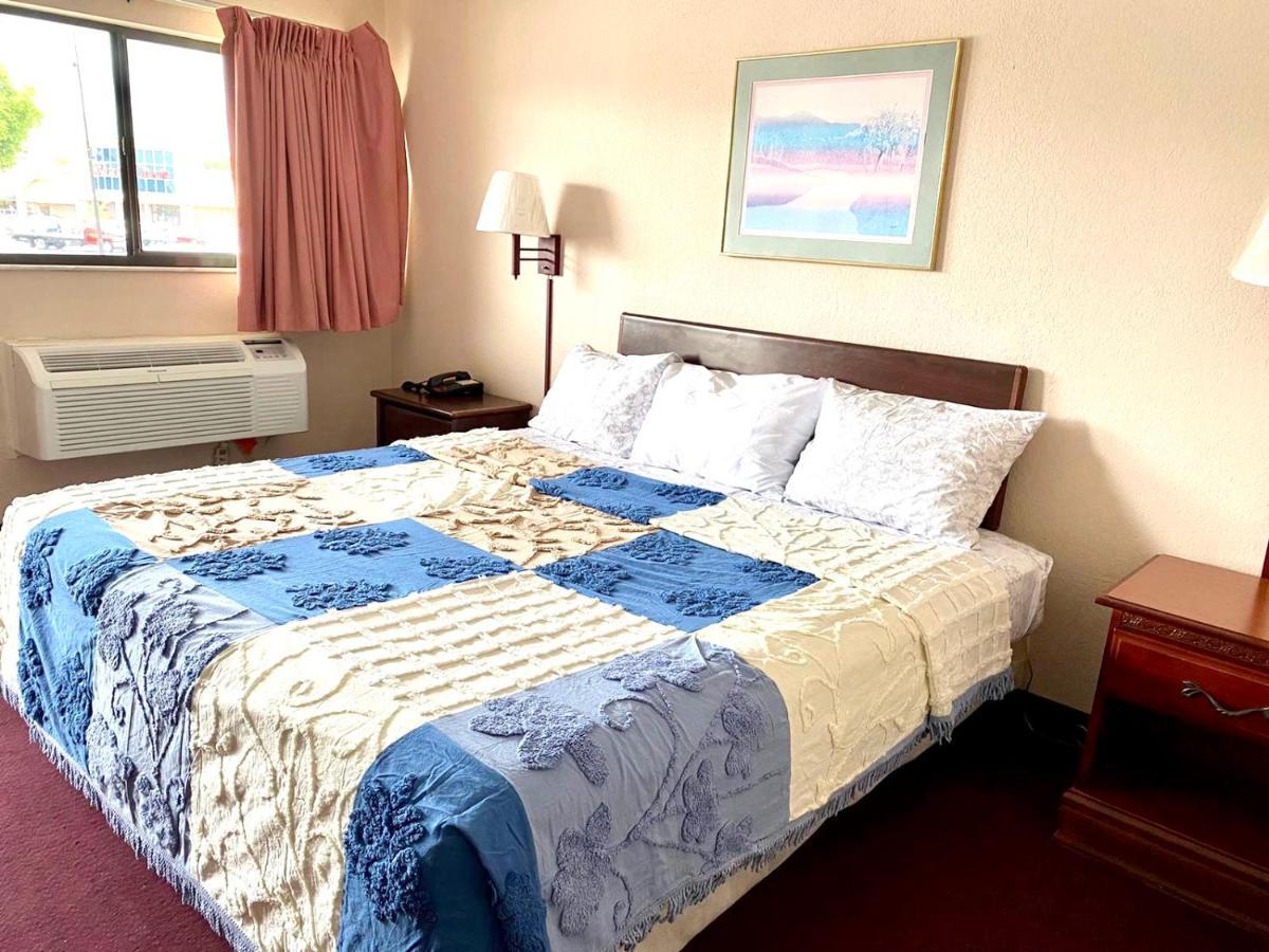 Regency Inn Fern Park Buitenkant foto